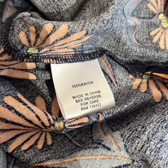 ModCloth Button Front Back Tie Floral Top, size Small - Picture 7 of 11